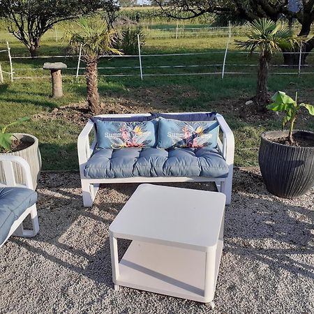 Domaine De La Borde Bed & Breakfast Damparis Екстериор снимка