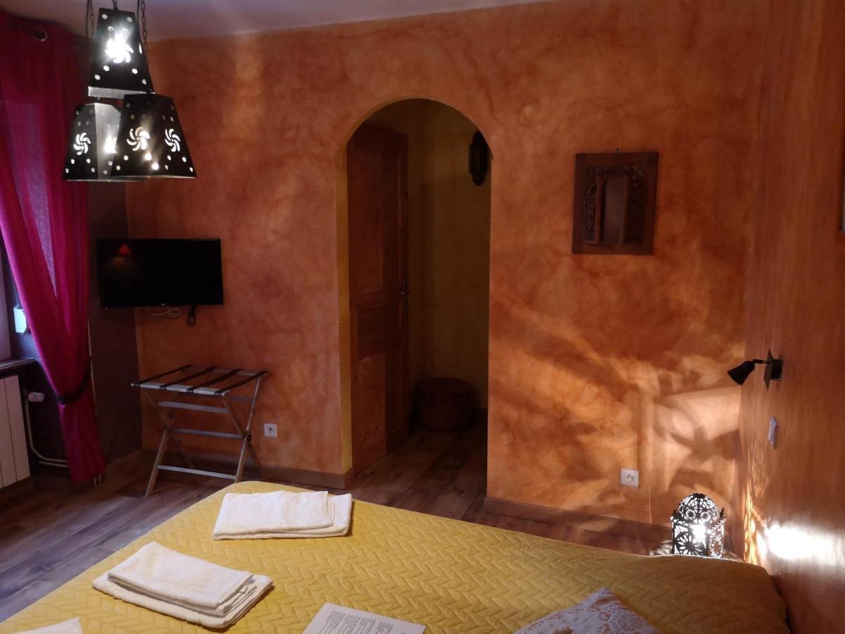 Domaine De La Borde Bed & Breakfast Damparis Екстериор снимка